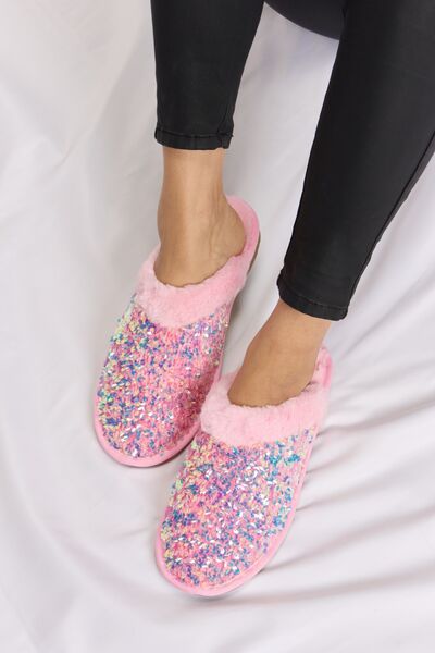 Forever Link Sequin Plush Round Toe Slippers - Moonlight Boutique